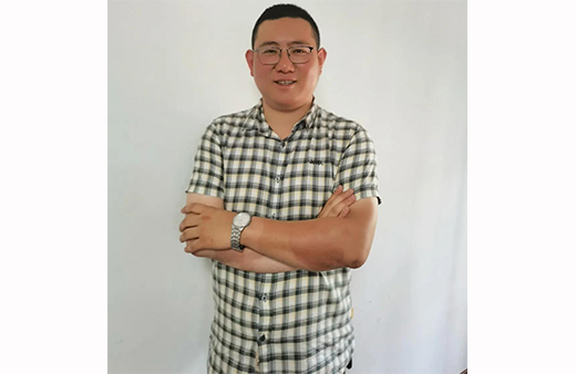 “世”在人為 | 世友地板江蘇興化經(jīng)銷商都滿宇：擼起袖子加油干，你就會成功
